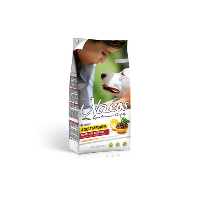 NAXOS adult medium buvol 3kg